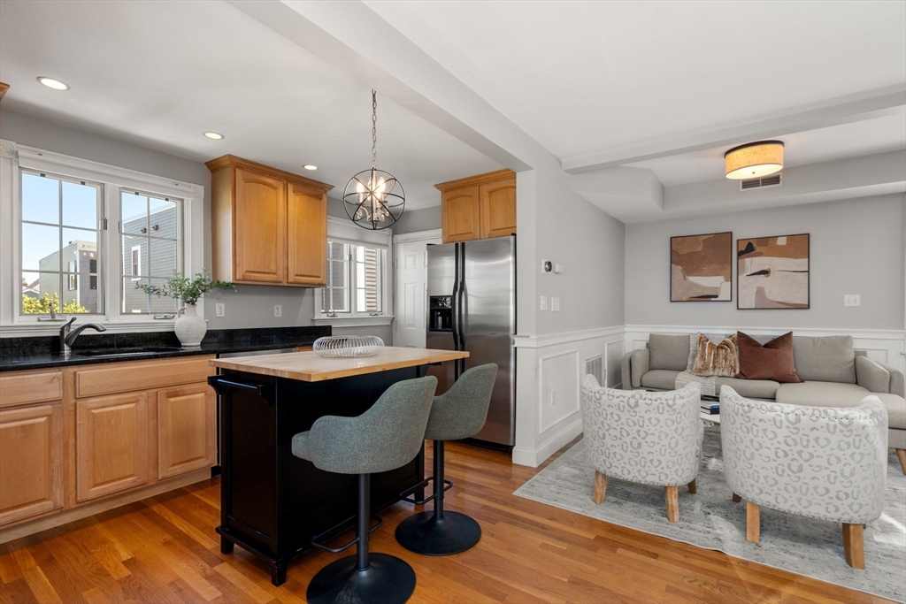 35 Cook Street, Unit B Boston, MA 02129 - Photo 3 of 12 Gallery Image 3