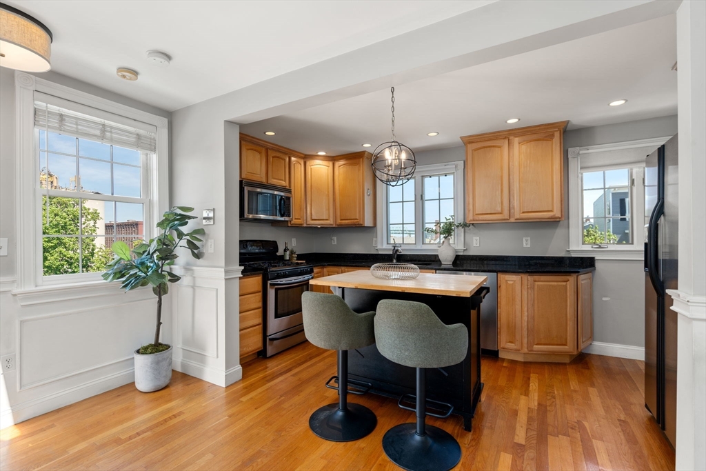 35 Cook Street, Unit B Boston, MA 02129 - Photo 4 of 12 Gallery Image 4