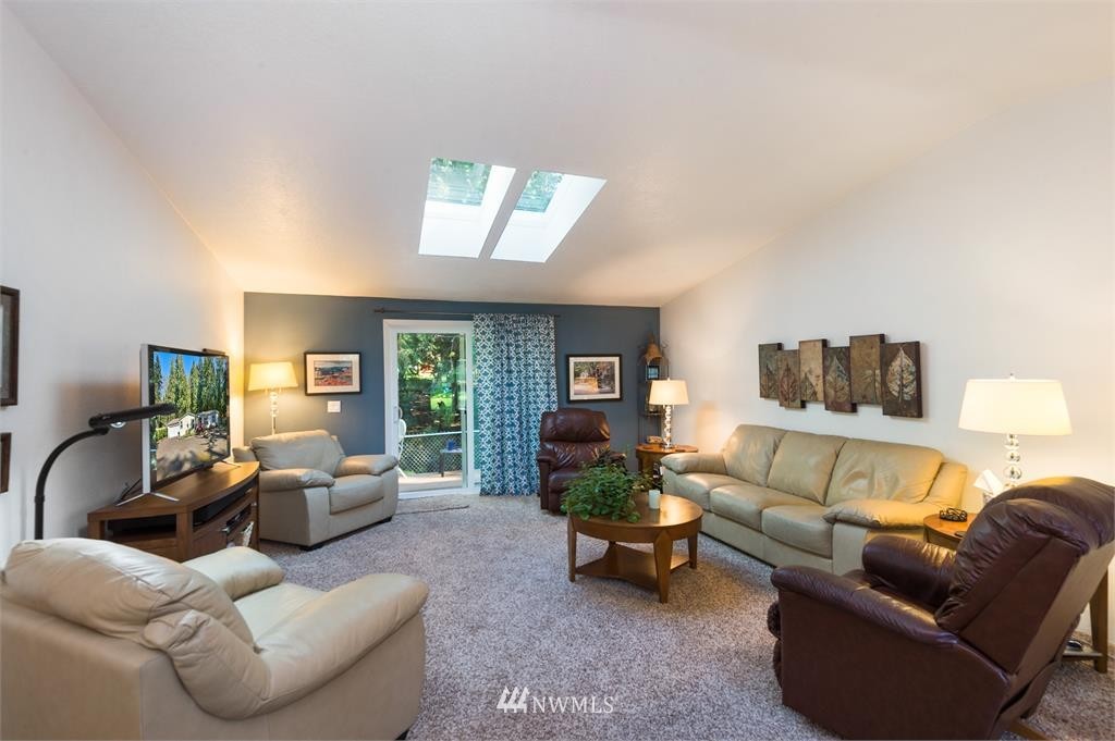 4753 Arvick Road Southeast Port Orchard, WA 98366 - Photo 3 of 24 Gallery Image 3
