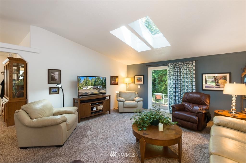 4753 Arvick Road Southeast Port Orchard, WA 98366 - Photo 4 of 24 Gallery Image 4