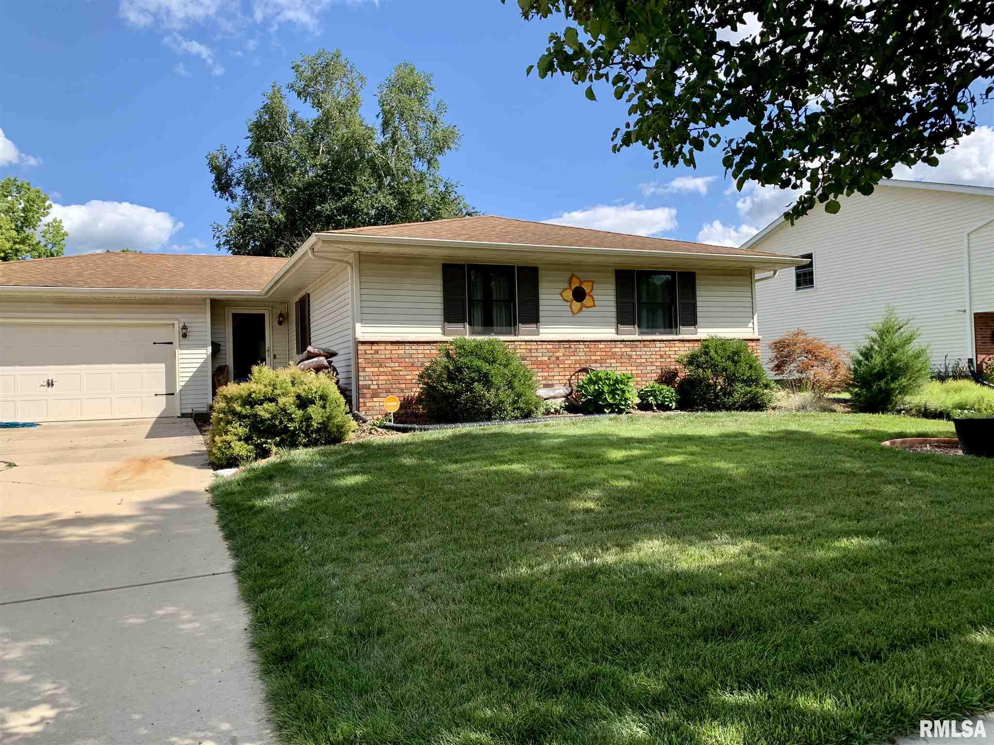 2716 Delaware Drive Springfield, IL 62702 - Photo 1 of 1