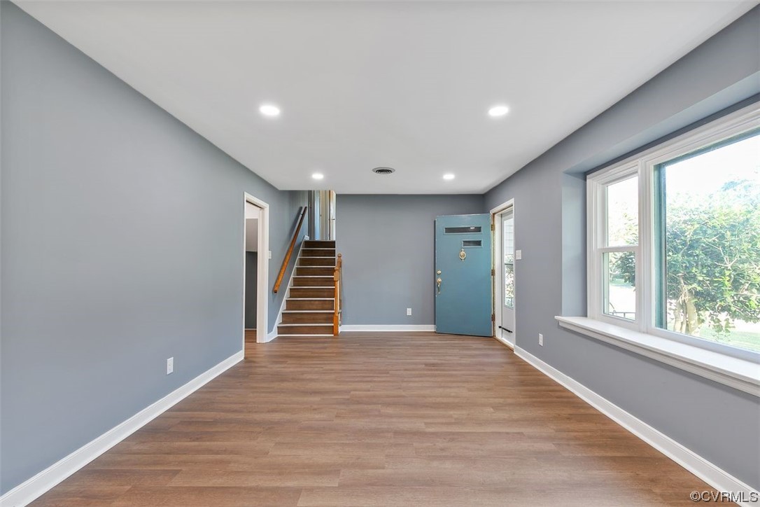 8549 Sutherland Road Chesterfield, VA 23236 - Photo 5 of 44 Gallery Image 5