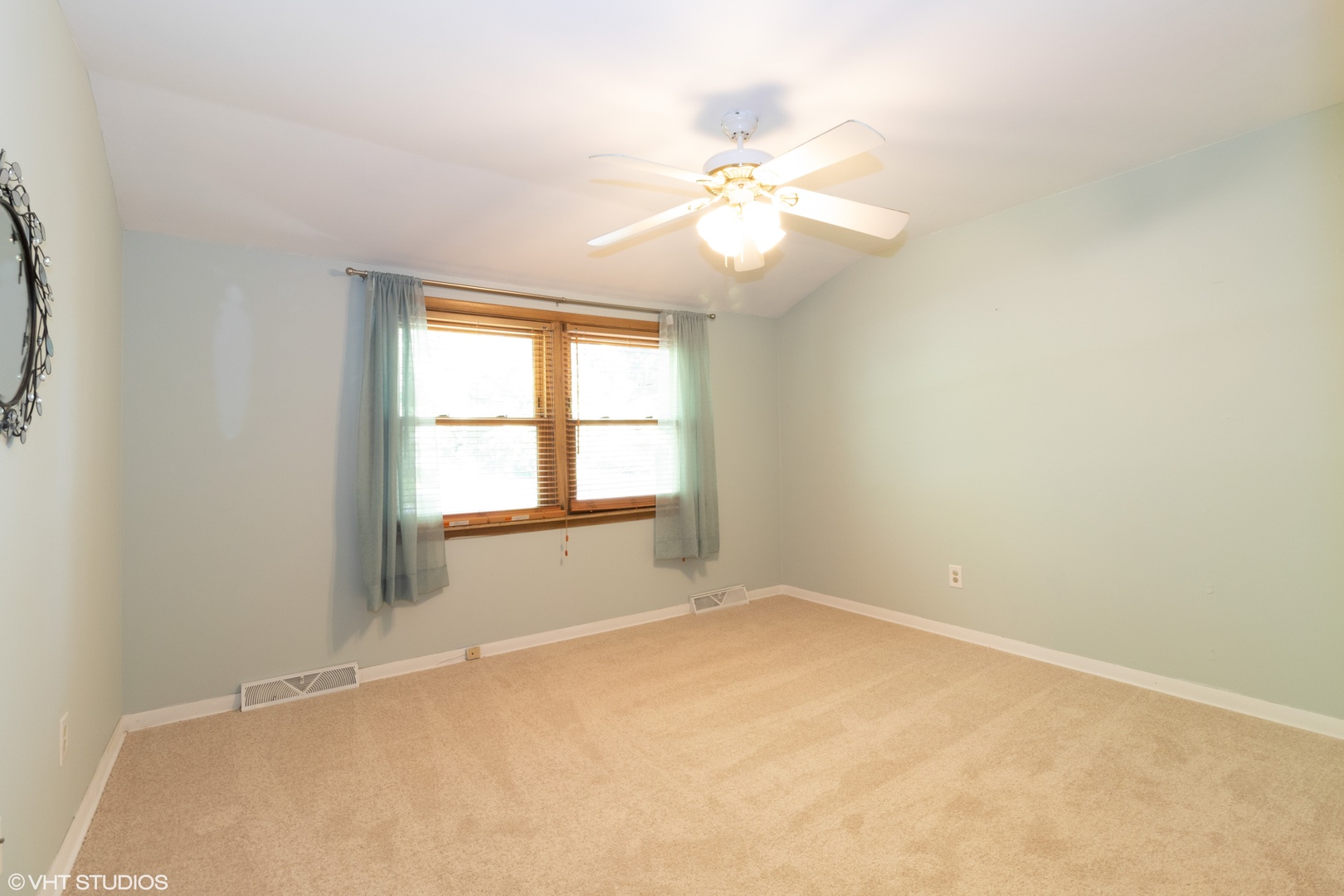 207 Roberts Road New Lenox, IL 60451 - Photo 7 of 14