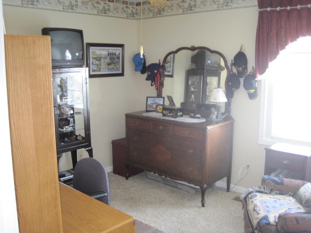 315 Old Hunt Road Fox River Grove, IL 60021 - Photo 14 of 23