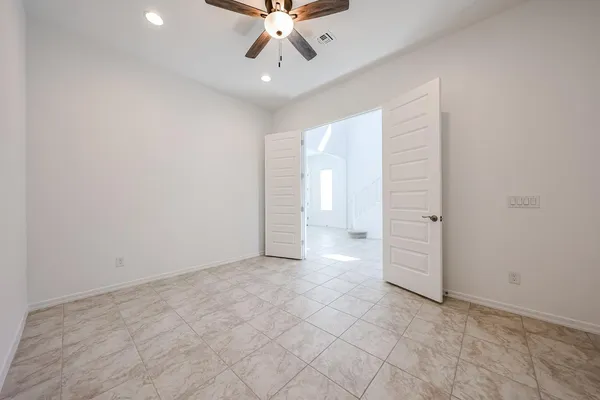 $2,900 | 7677 West Smoketree Drive, Peoria, AZ 85383