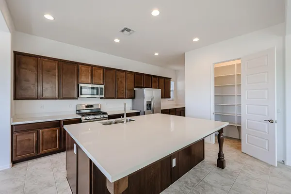 $2,900 | 7677 West Smoketree Drive, Peoria, AZ 85383