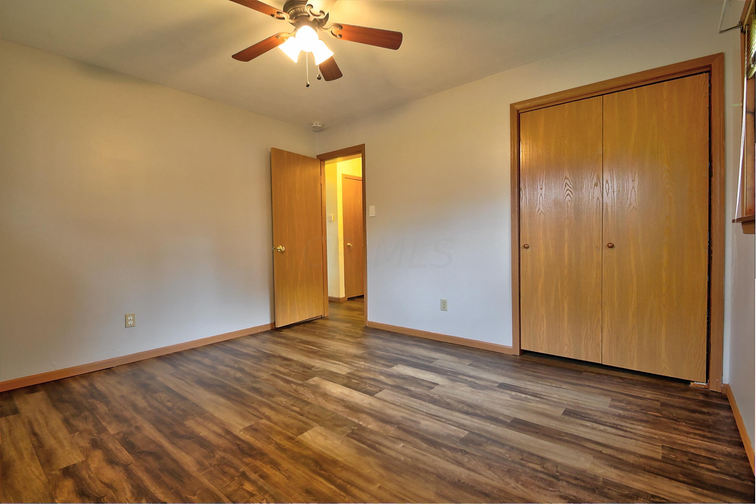 1109 Caniff Road Columbus, OH 43221 - Photo 17 of 28 Gallery Image 17