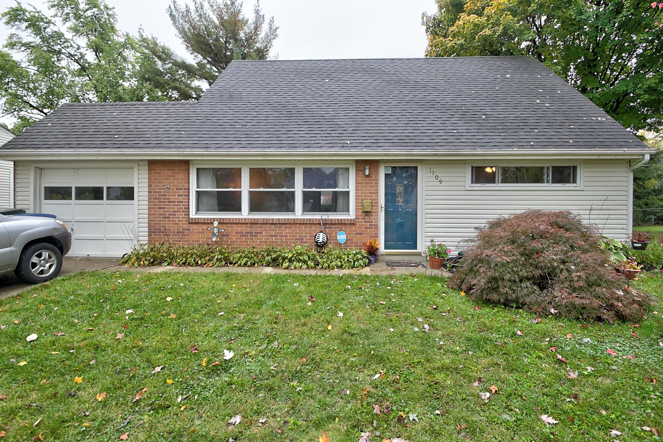 1109 Caniff Road Columbus, OH 43221 - Photo 2 of 28 Gallery Image 2