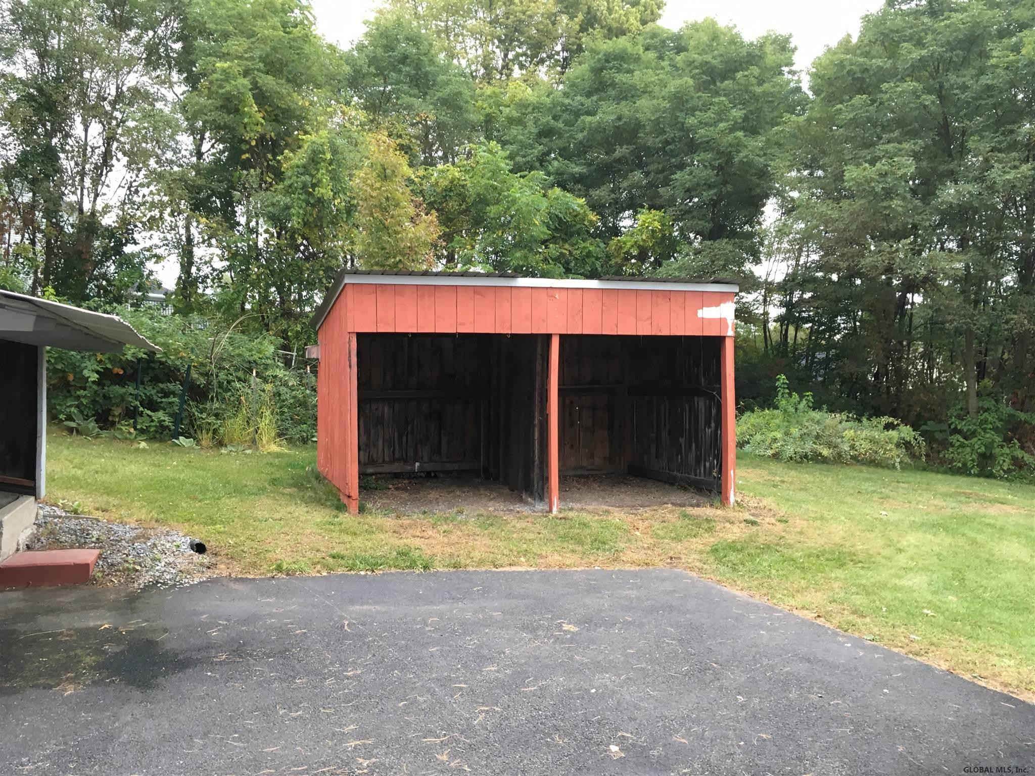 83 Werner Road Halfmoon, NY 12065 - Photo 6 of 47 Photo 6