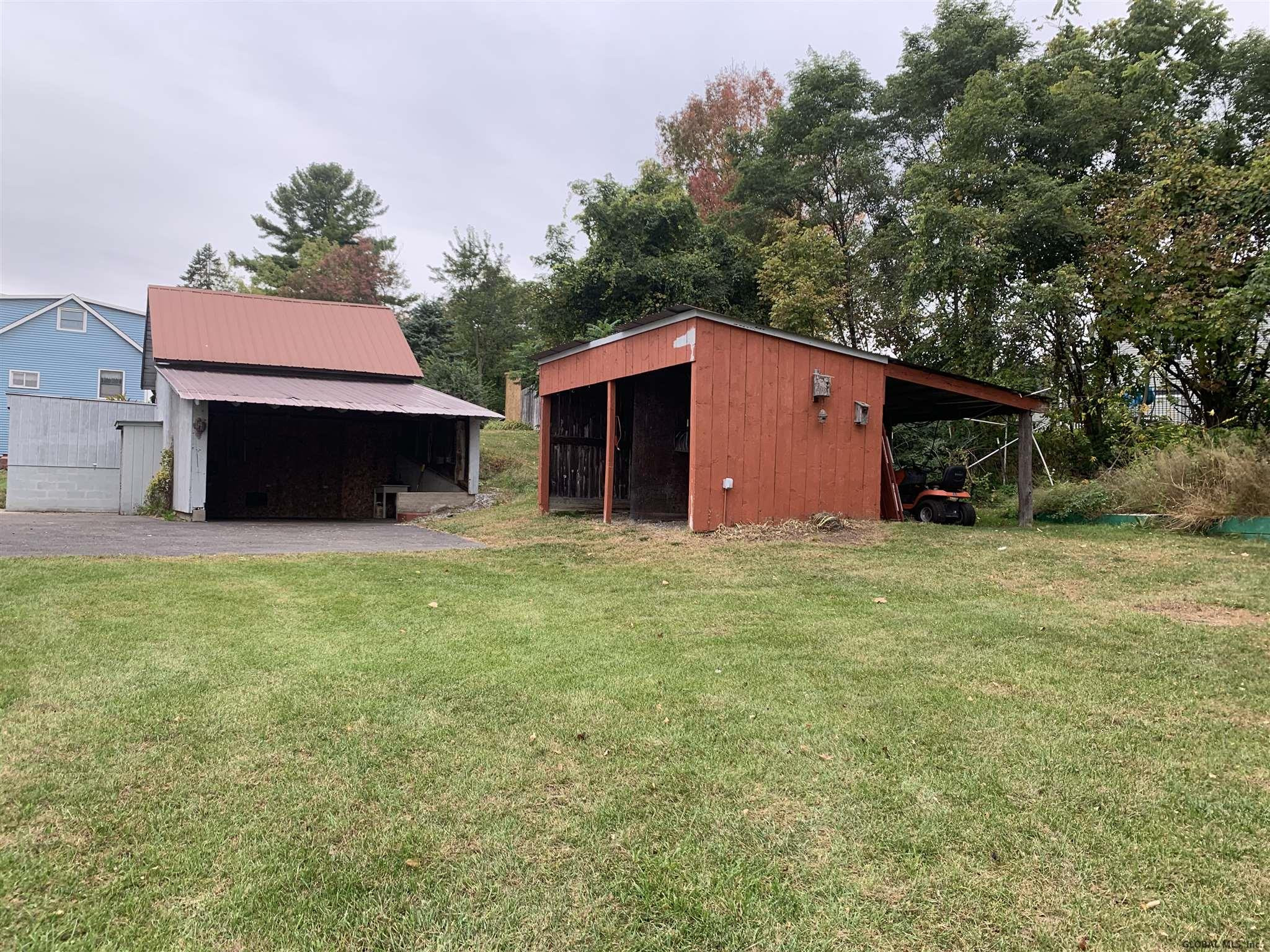 83 Werner Road Halfmoon, NY 12065 - Photo 7 of 47 Photo 7