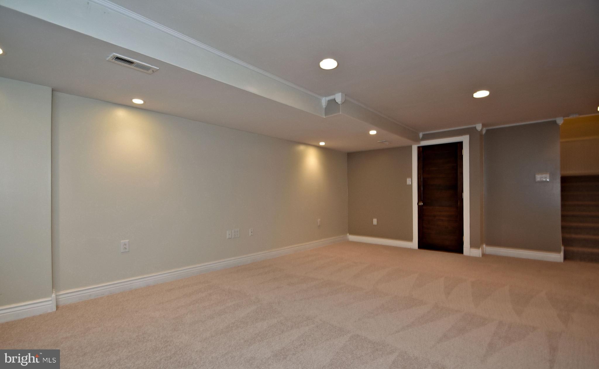 233 Coventry Road Chalfont, PA 18914 - Photo 46 of 55 Gallery Image 46