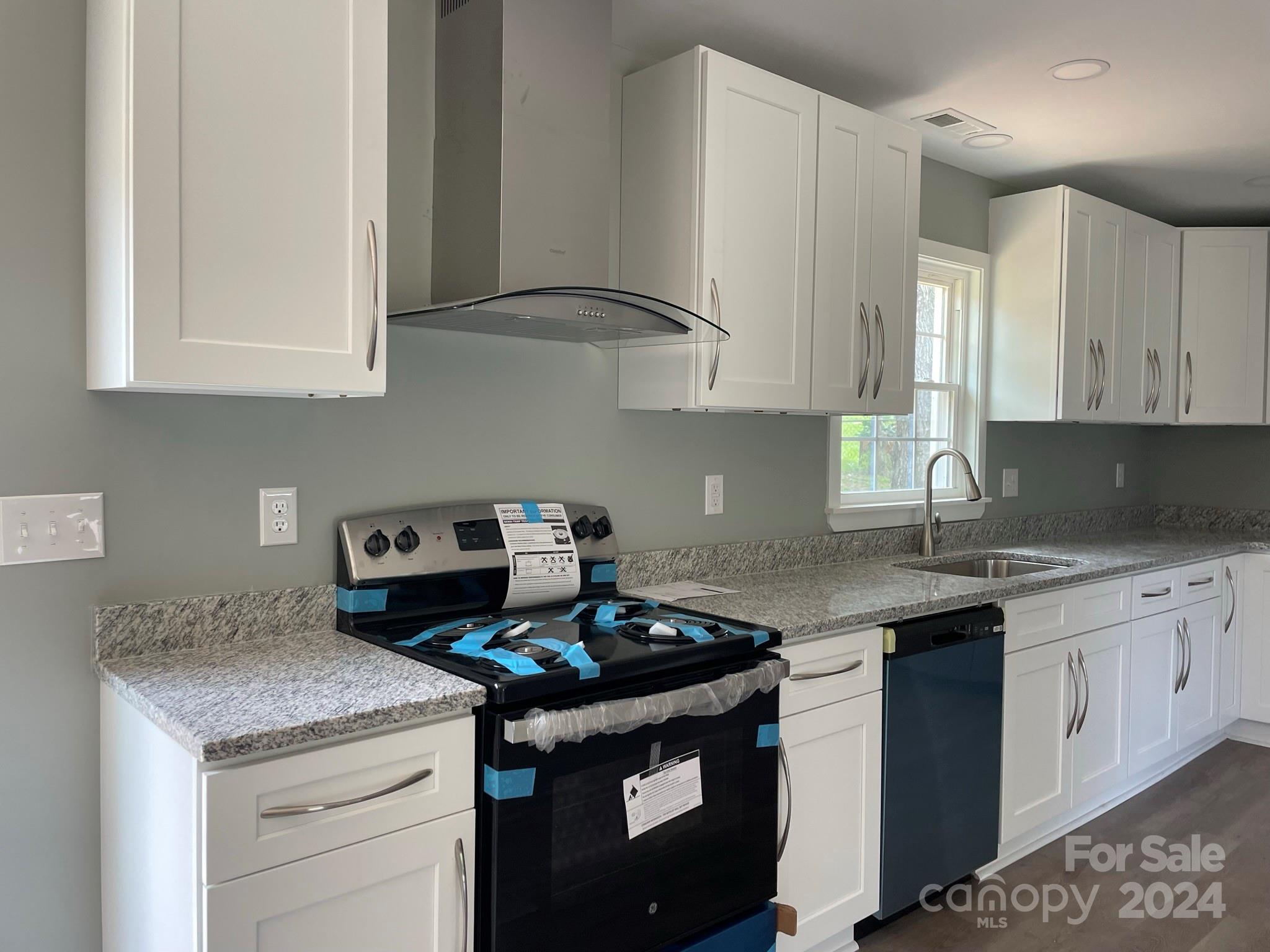 102 Brookwood Road Morganton, NC 28655 - Photo 12 of 30 Gallery Image 12