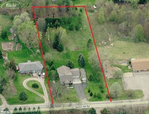 10415 Denton Hill Road Fenton, MI 48430 - Photo 2 of 21 20226211-1.JPG