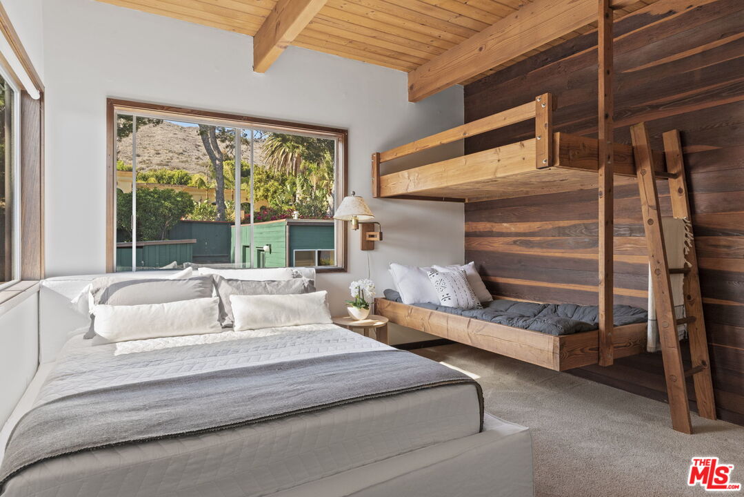 31648 Broad Beach Road Malibu, CA 90265 - Photo 14 of 18