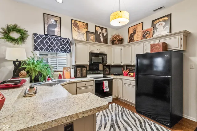 $315,000 | 7818 Chesapeake Drive West, Indianapolis, IN 46236