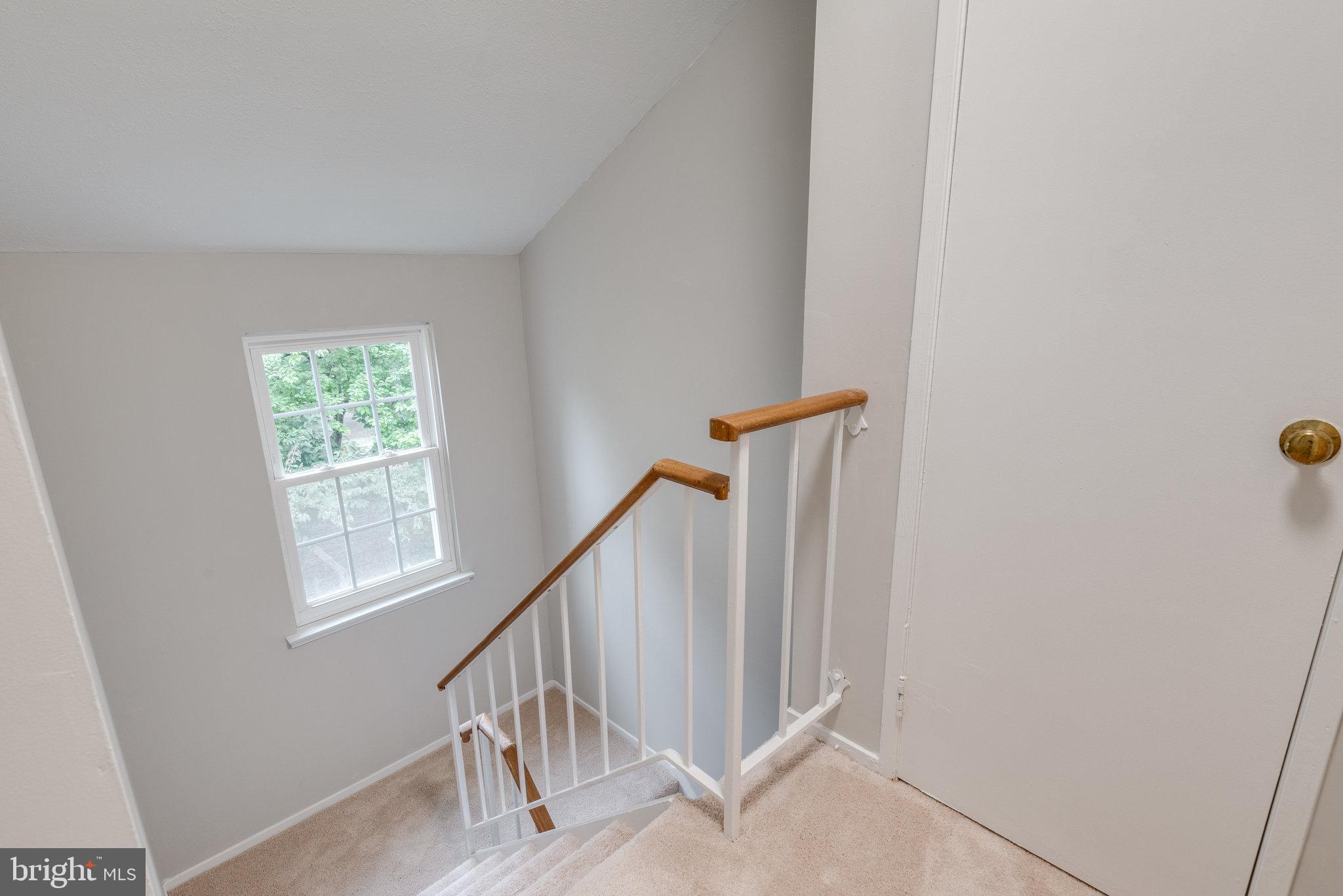 2370 Hunters Square Court Reston, VA 20191 - Photo 18 of 47