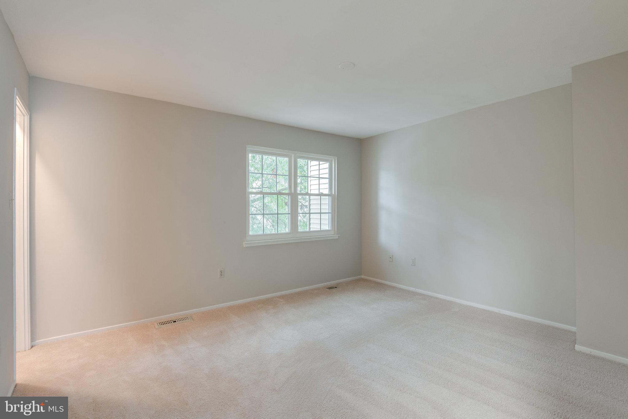 2370 Hunters Square Court Reston, VA 20191 - Photo 22 of 47