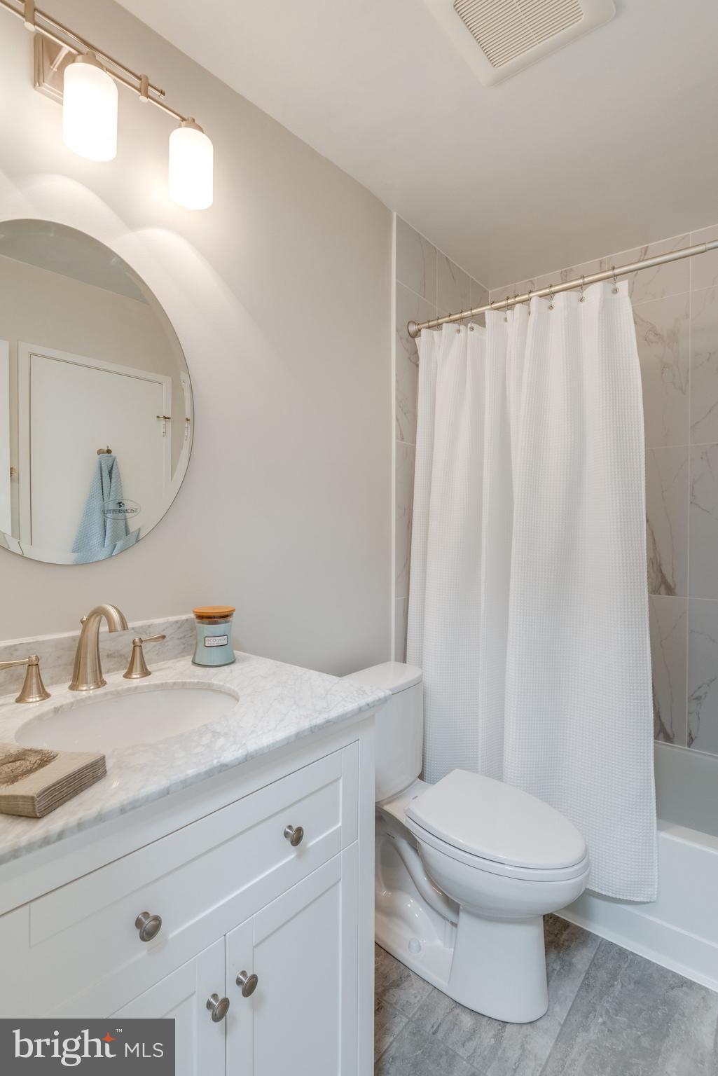2370 Hunters Square Court Reston, VA 20191 - Photo 26 of 47