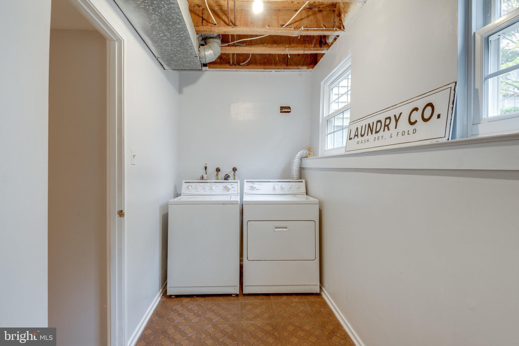 2370 Hunters Square Court Reston, VA 20191 - Photo 33 of 47