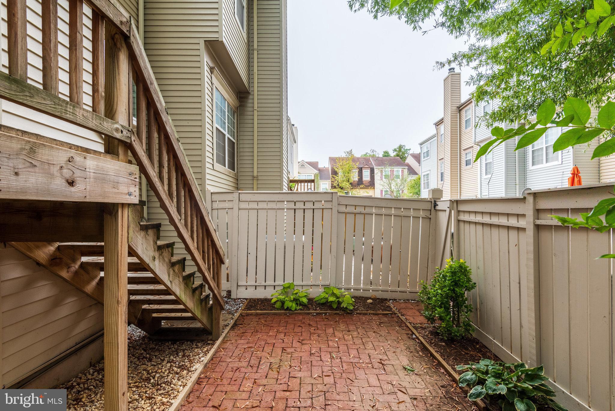 2370 Hunters Square Court Reston, VA 20191 - Photo 40 of 47