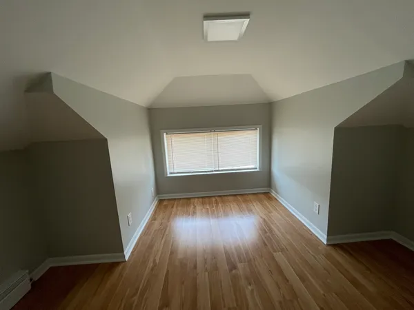 $3,950 | 7659 West Sunset Drive, Elmwood Park, IL 60707