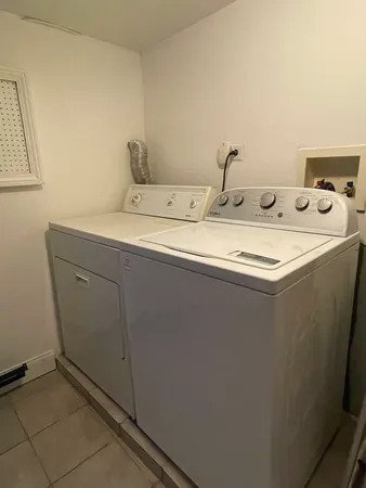 $3,950 | 7659 West Sunset Drive, Elmwood Park, IL 60707