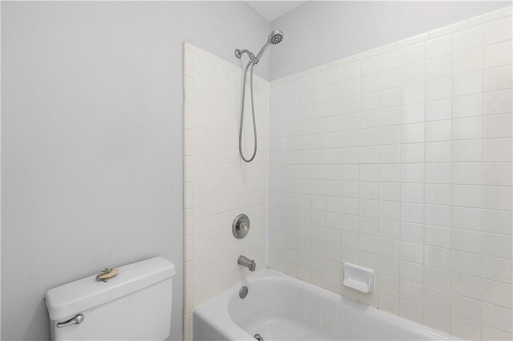 3255 Oak Hampton Way Duluth, GA 30096 - Photo 31 of 38