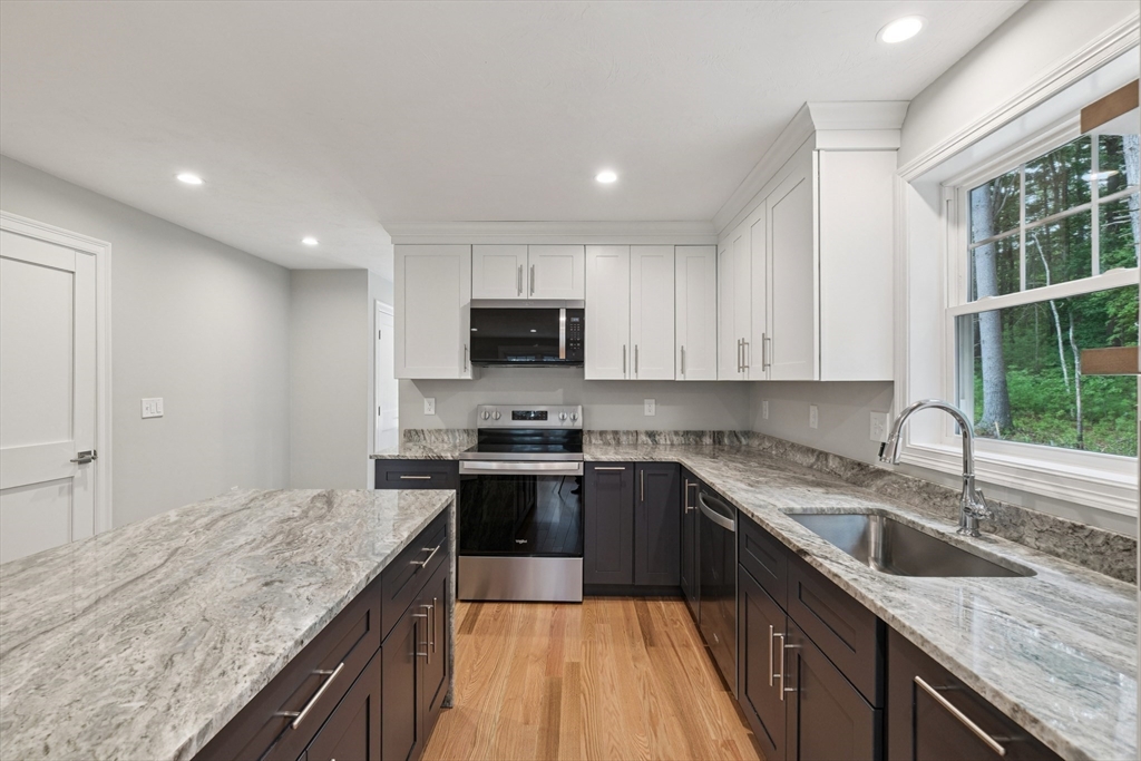 27 James Road, Unit 1 Upton, MA 01568 - Photo 8 of 42