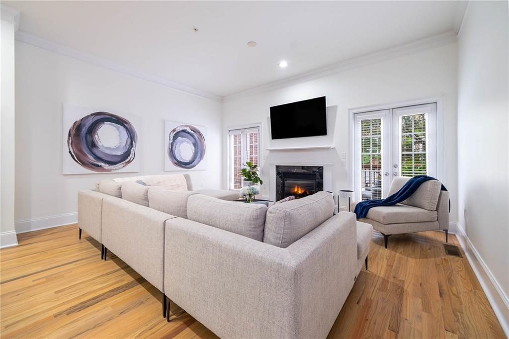 1572 Mosaic Way Smyrna, GA 30080 - Photo 10 of 33