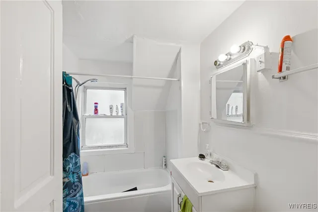 $159,900 | 152 Zelmer Street, Buffalo, NY 14211