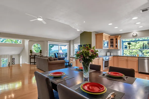 $299,487 | 488 Ridgecrest Trail, Unit 231, Redding, CA 96003