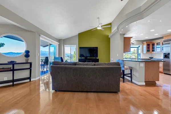 $299,487 | 488 Ridgecrest Trail, Unit 231, Redding, CA 96003