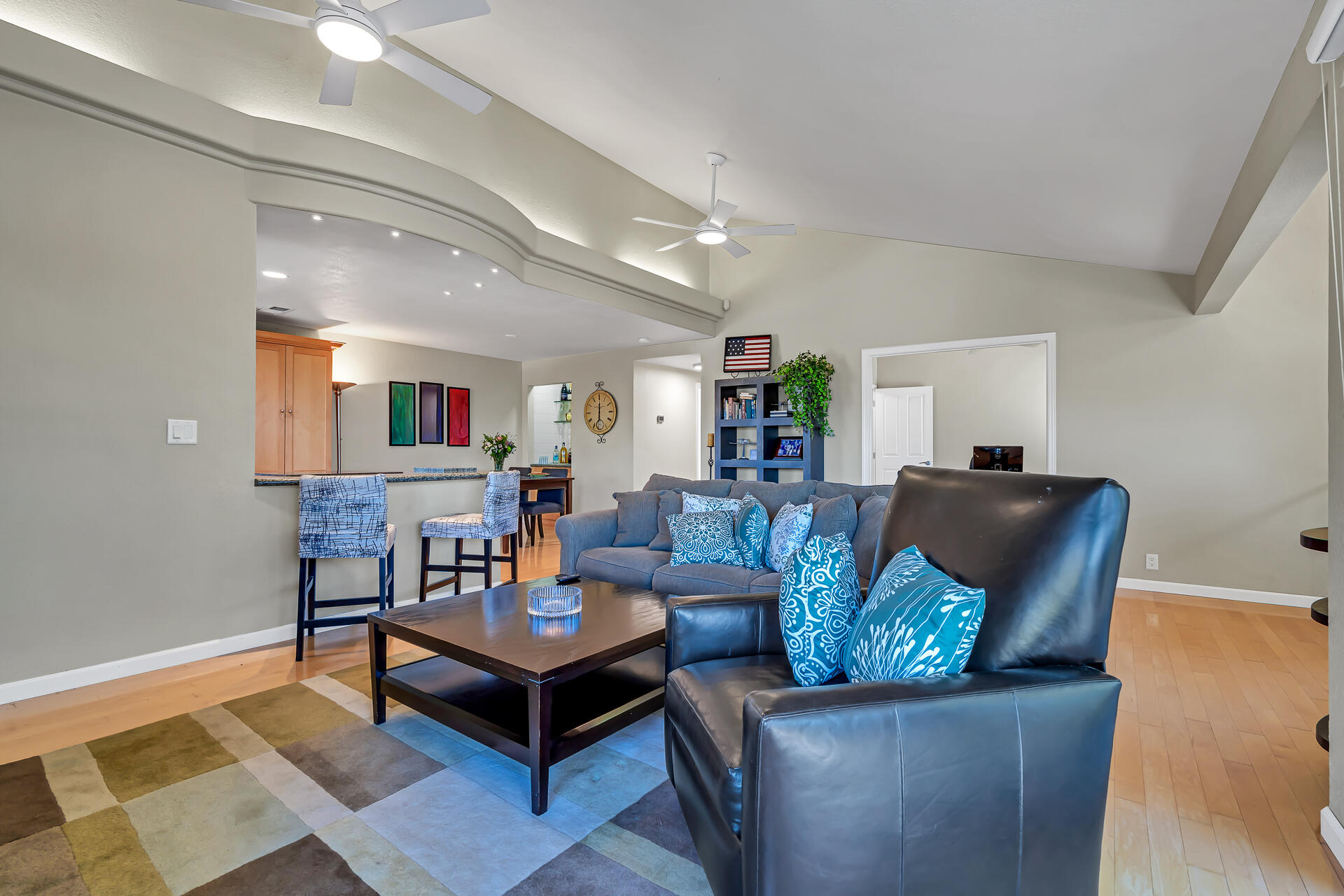 488 Ridgecrest Trail, Unit 231 Redding, CA 96003 - Photo 8 of 15 488RidgecrestTrailUnit231-17