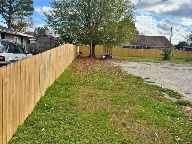 $199,000 | 801 East Judge Perez Drive, Chalmette, LA 70043