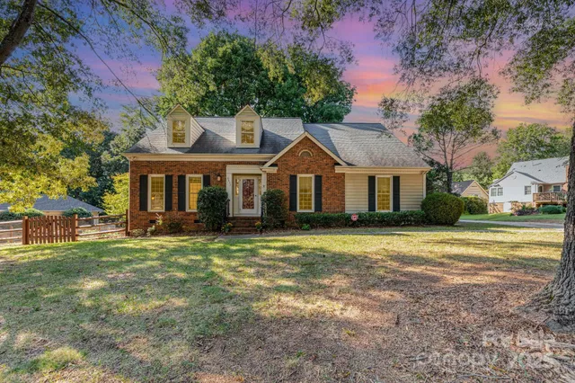 $500,000 | 9437 Fairmead Drive, Charlotte, NC 28269