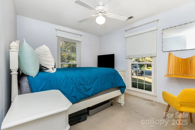 $500,000 | 9437 Fairmead Drive, Charlotte, NC 28269