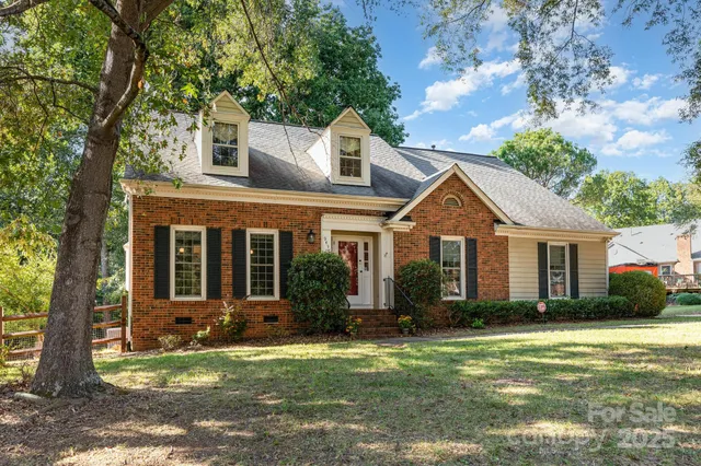 $500,000 | 9437 Fairmead Drive, Charlotte, NC 28269