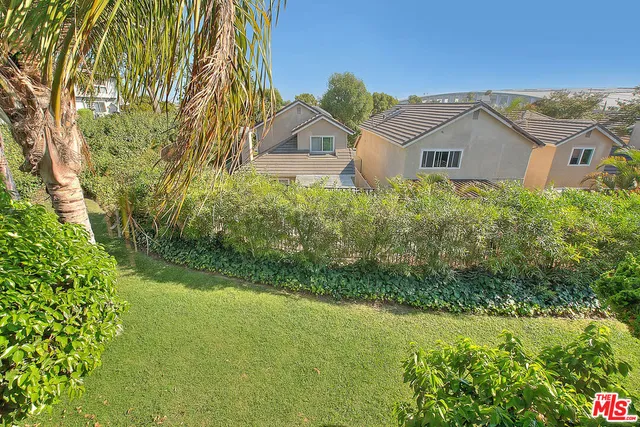 $699,000 | 3500 West Manchester Boulevard, Unit 426, Inglewood, CA 90305