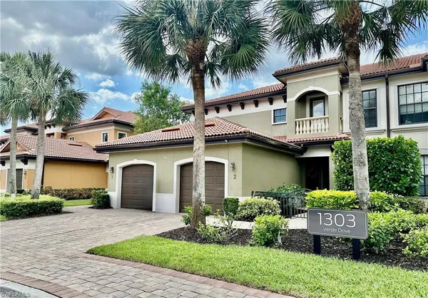 $2,700 | 1303 Verde Drive, Unit 1603, Naples, FL 34105