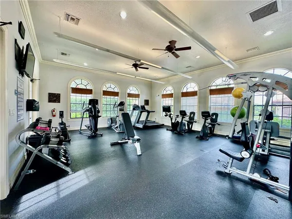 $2,700 | 1303 Verde Drive, Unit 1603, Naples, FL 34105