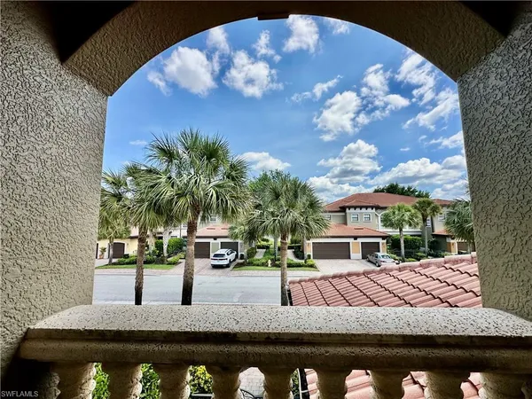 $2,700 | 1303 Verde Drive, Unit 1603, Naples, FL 34105