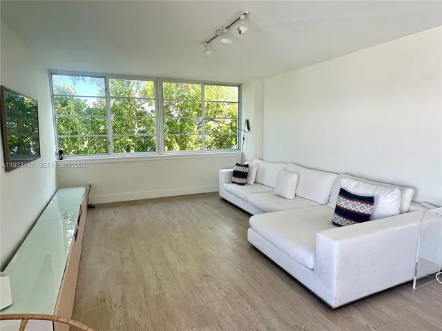 $4,300 | 777 Northeast 62nd Street, Unit CPH5, Miami, FL 33138