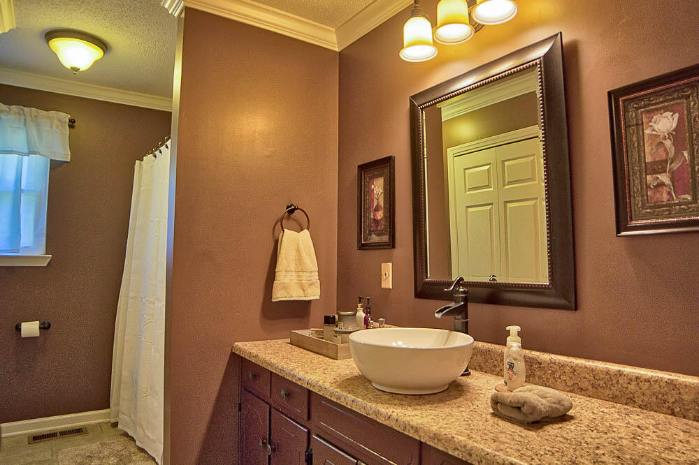 10429 Sims-Harris Road Ooltewah, TN 37363 - Photo 12 of 26 bathroom