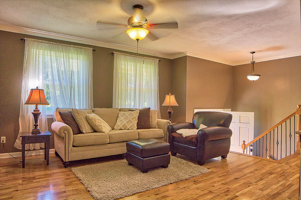 10429 Sims-Harris Road Ooltewah, TN 37363 - Photo 5 of 26 living