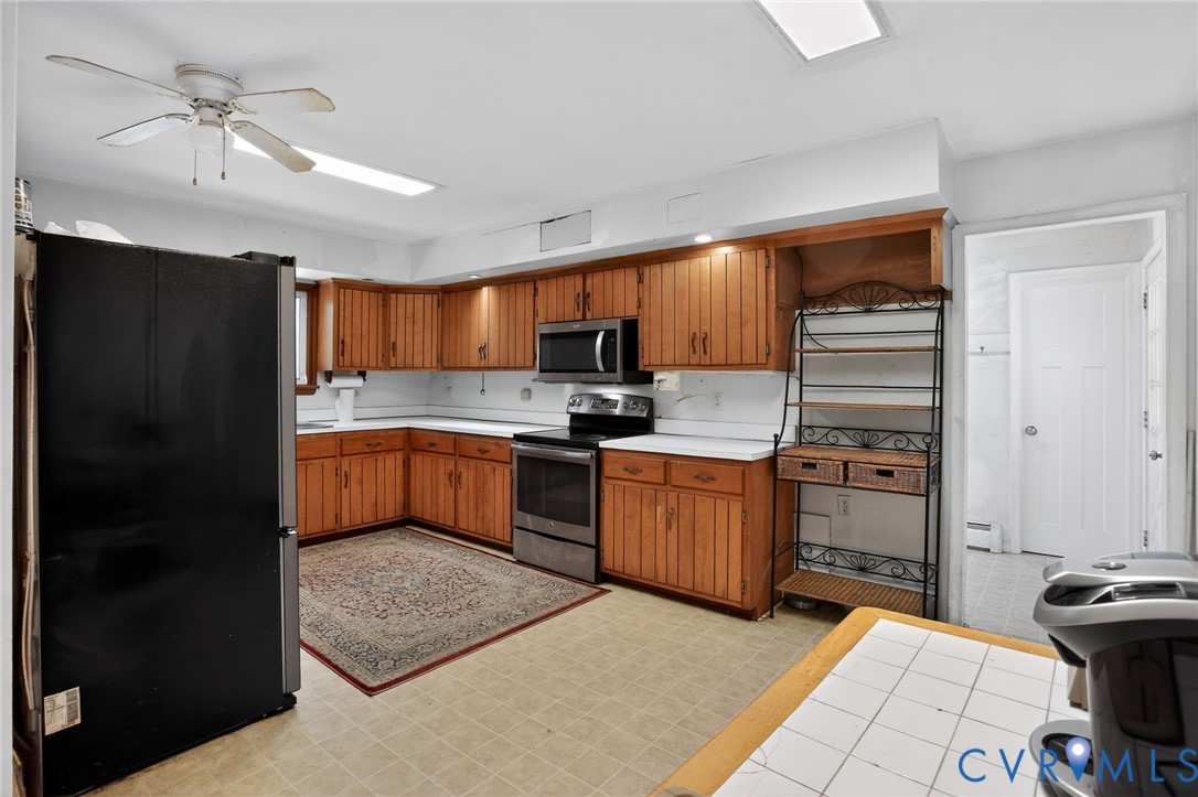 437 Wake Road Wake, VA 23176 - Photo 6 of 20