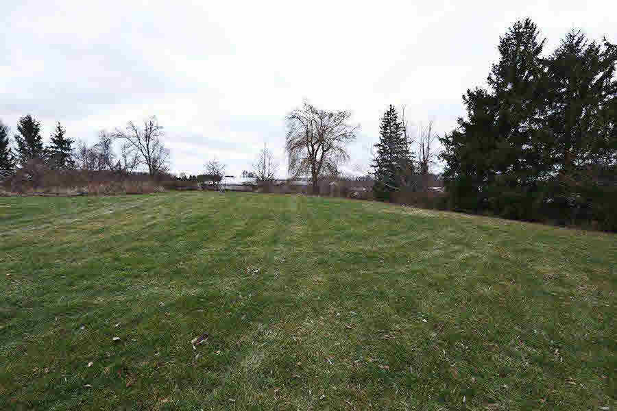 1048 Grange Hall Road Fenton, MI 48430 - Photo 12 of 13 21243904-11.JPG