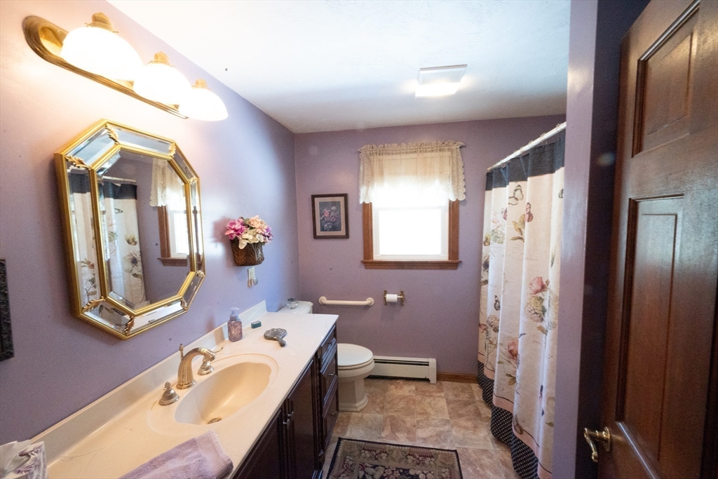 4 Koski Way Townsend, MA 01469 - Photo 22 of 39