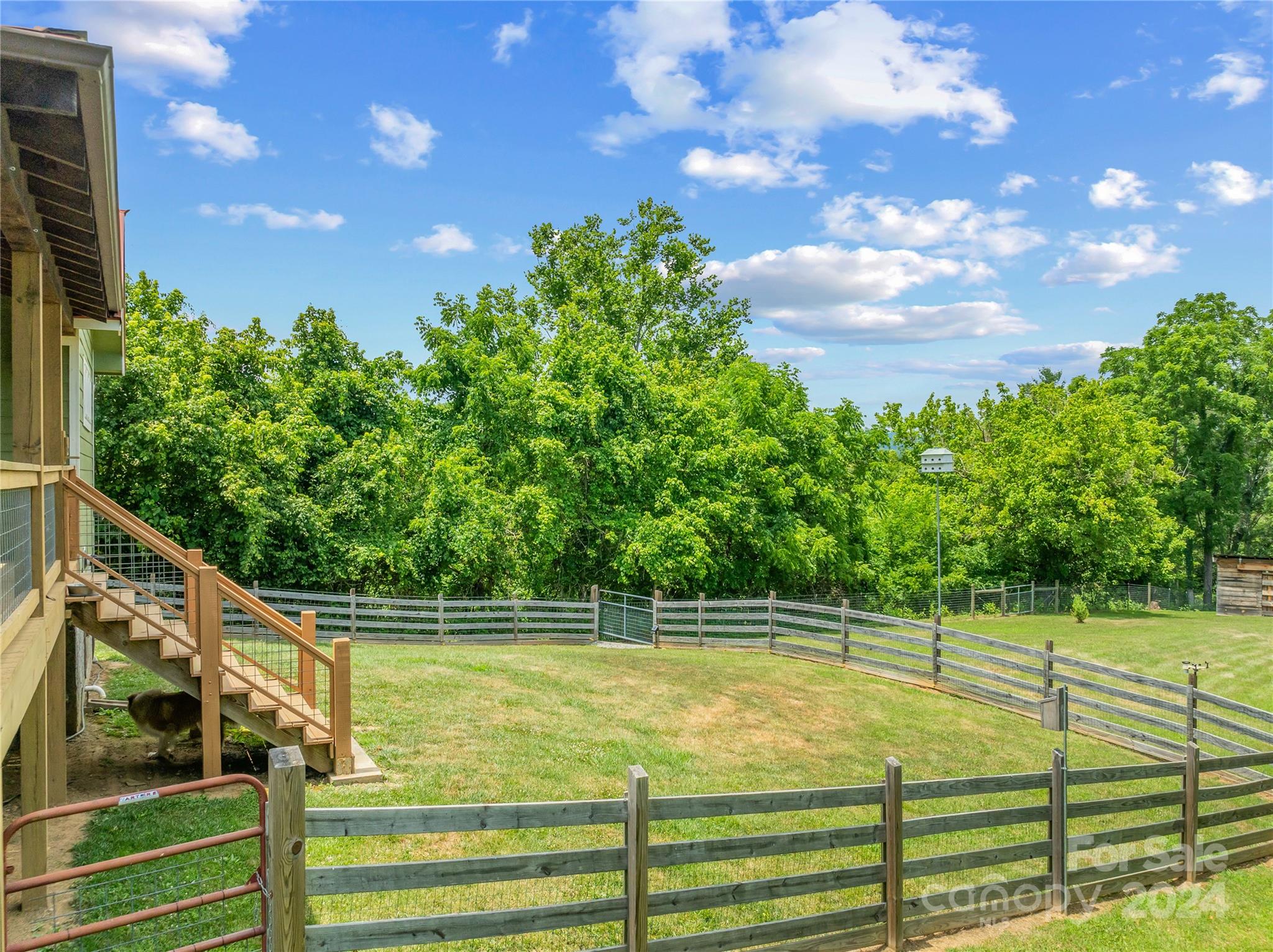 329 Cabin Hollow Drive Marshall, NC 28753 - Photo 34 of 40 a view of a tennis court