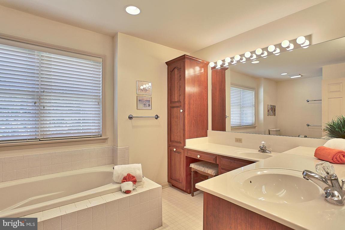 230 Browning Road Lancaster, PA 17602 - Photo 13 of 38 Gallery Image 13
