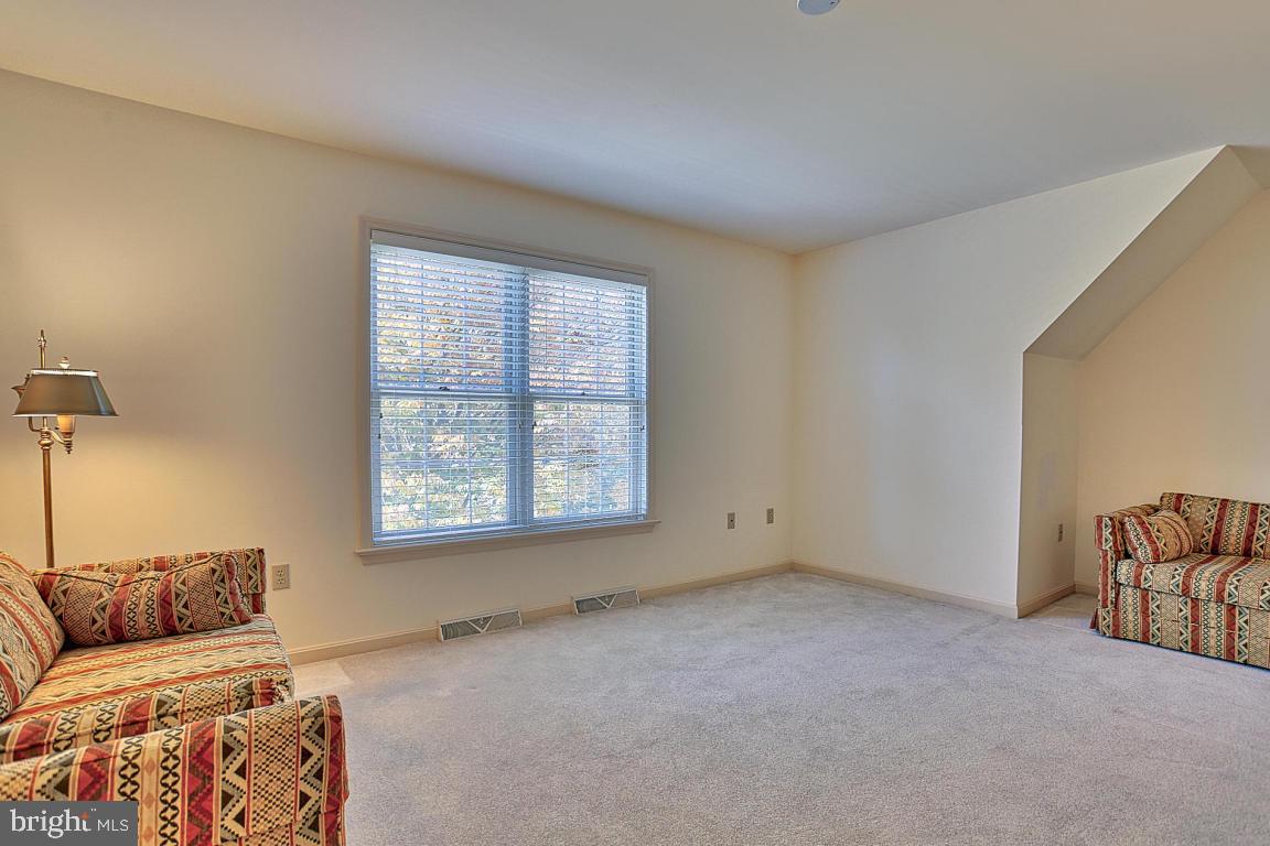 230 Browning Road Lancaster, PA 17602 - Photo 14 of 38 Gallery Image 14